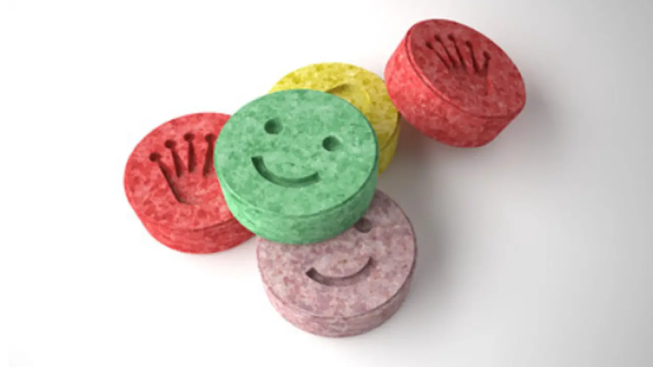 How To Talk To Your Teenager About Ecstasy 